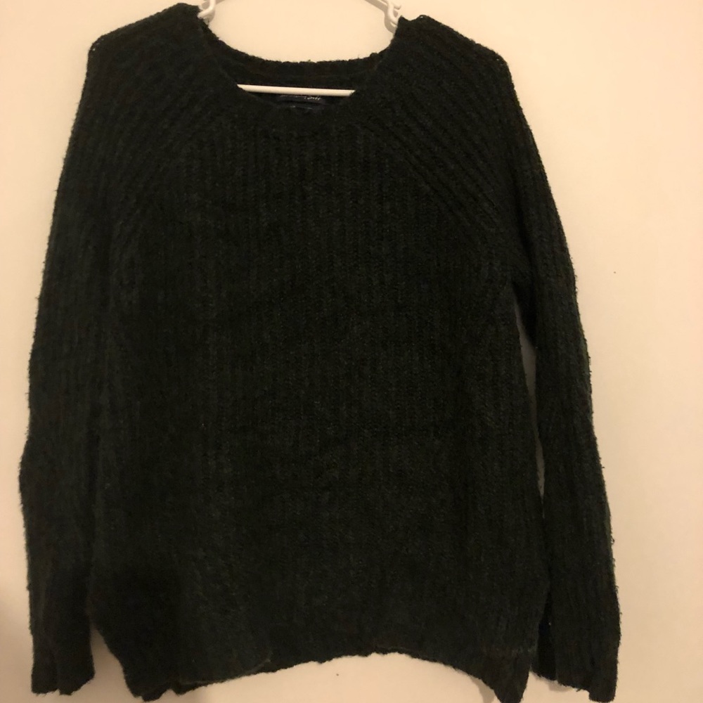American Eagle knit sweater forest green
